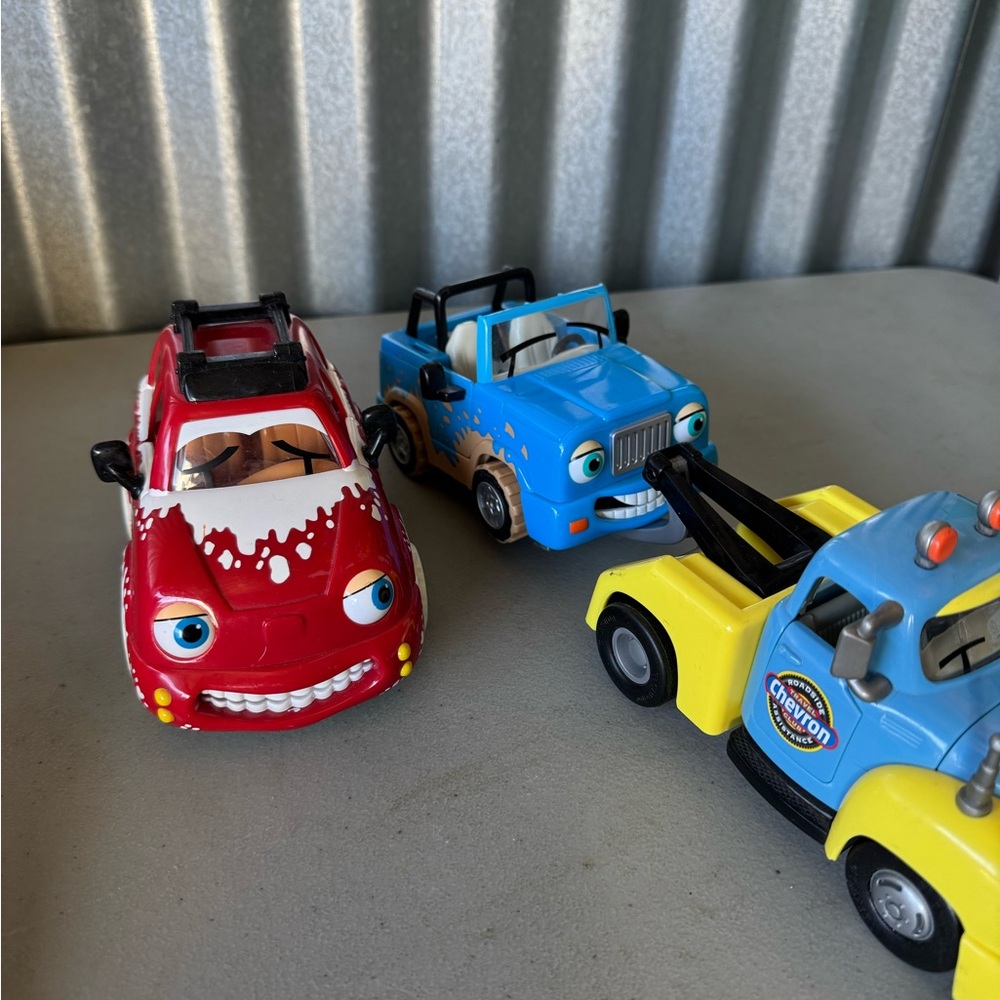 Chevron Cars - Picture 12 of 12